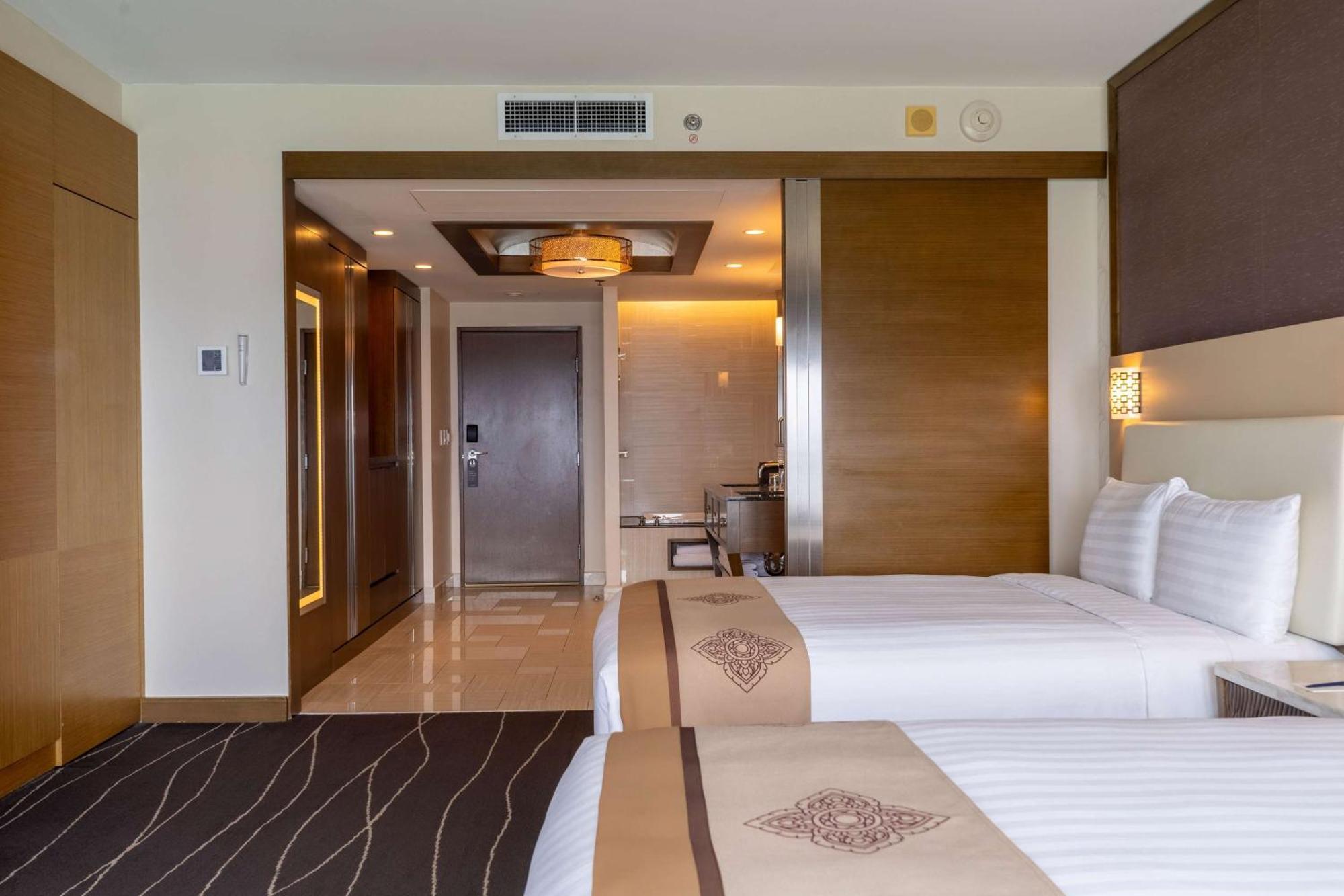 Dusit Thani Guam Resort Tumon Ngoại thất bức ảnh