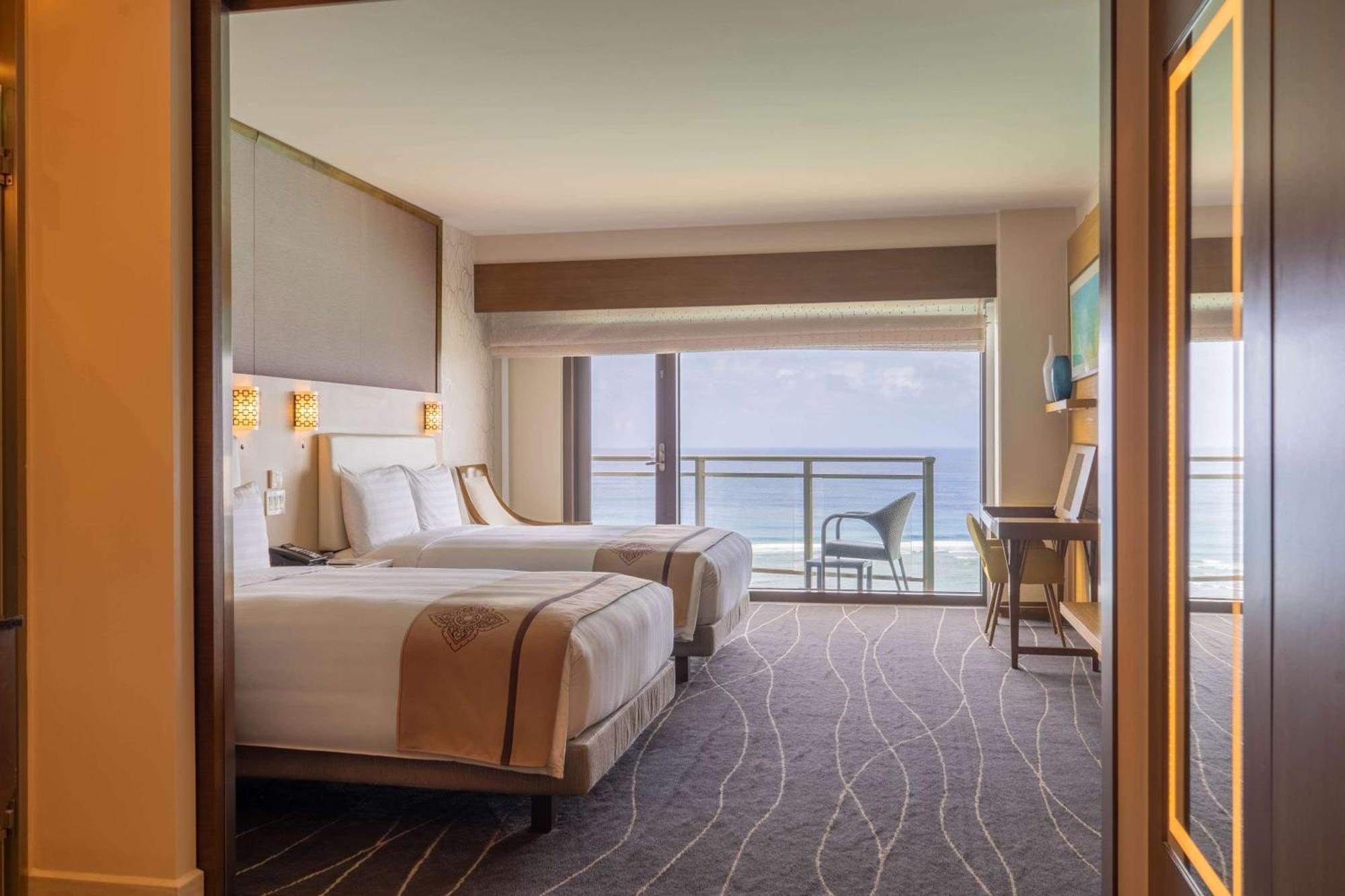 Dusit Thani Guam Resort Tumon Ngoại thất bức ảnh